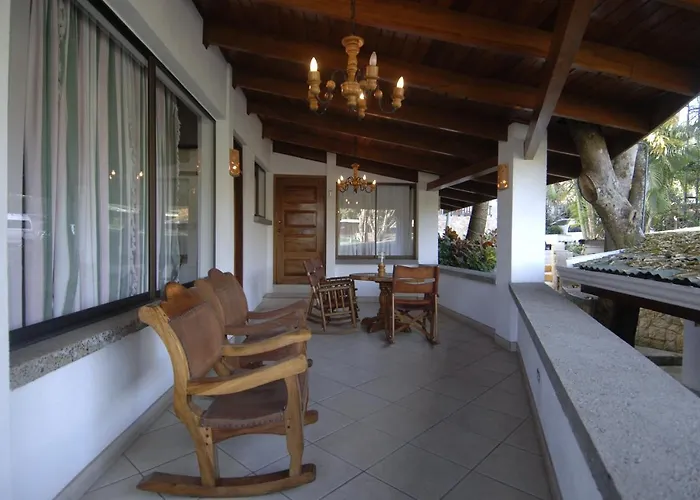 Costa Verde Inn