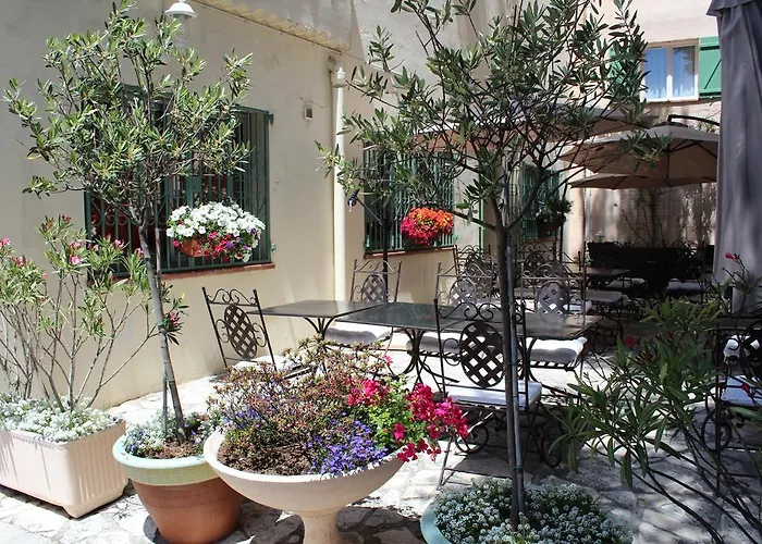 Hotel Le Clos Des Pins
