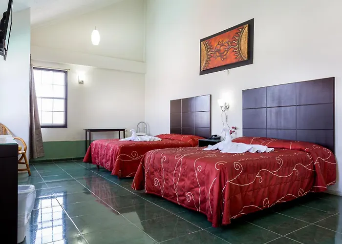 Hotel Raldos Inn