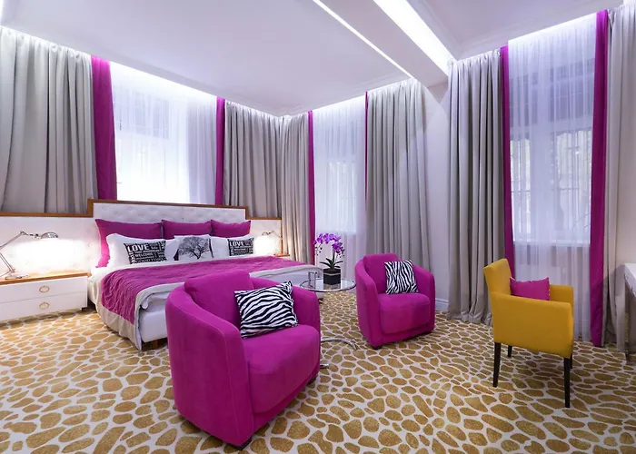 Mirax Sapphire Boutique Hotel