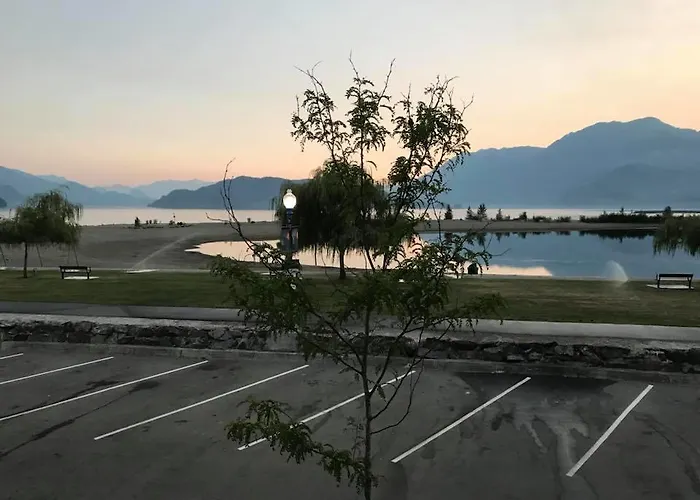 Spring Villa Hotel
