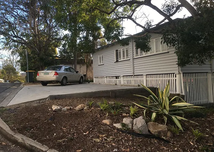 Central Cottage