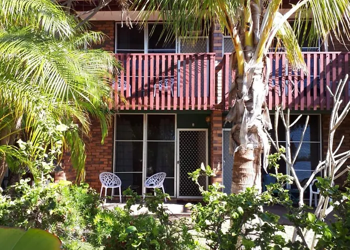 Villa Eight