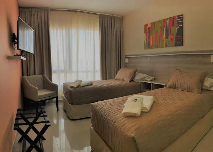 Illia 121 Apart Hotel