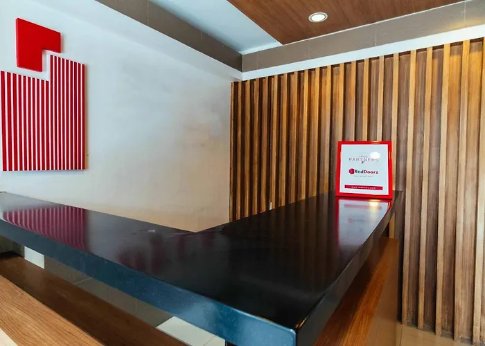 Reddoorz @ Urban Deca Tower Edsa