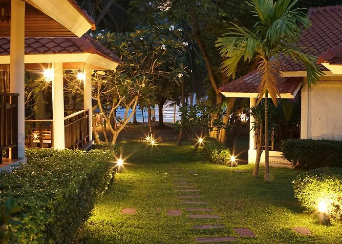 Aquavana Haad Rin Resort