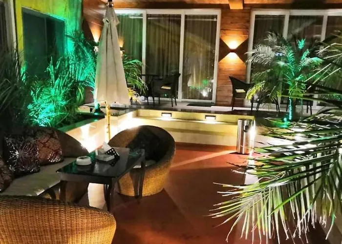 Shivers Oasis Luxury Boutique Resort