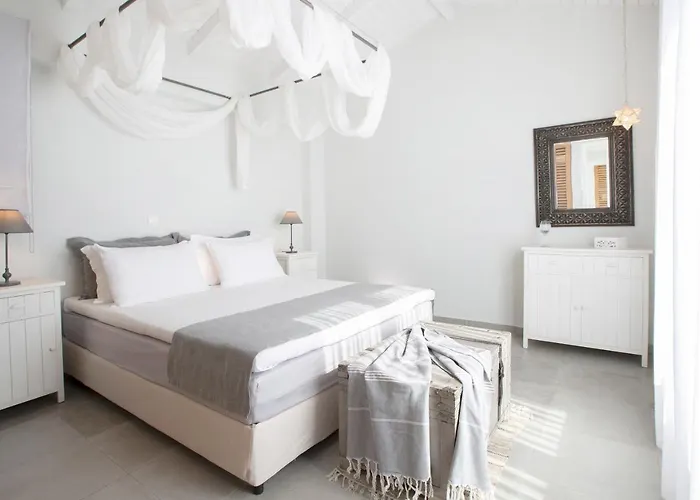 Anemos Luxury Villas