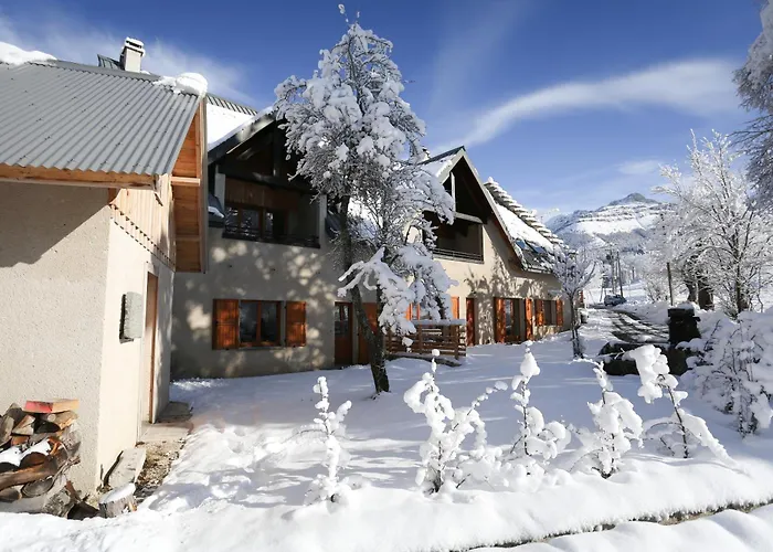 Val Lachard