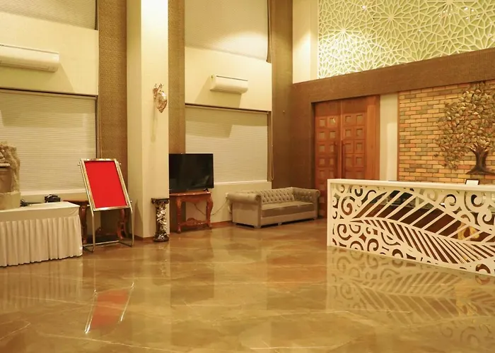 Sai Neem Tree Hotel