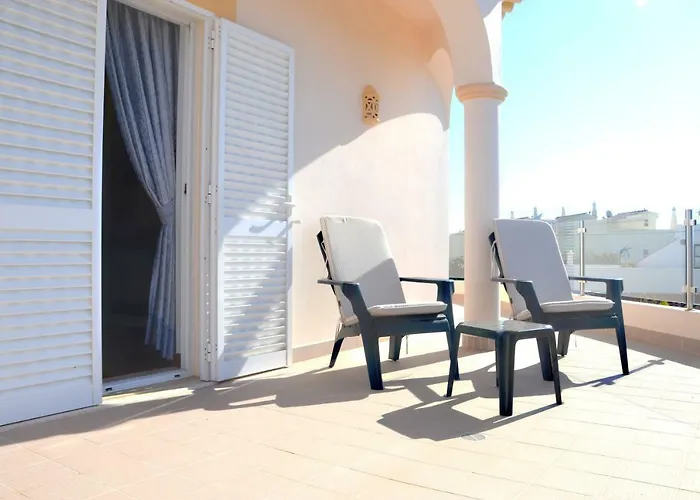Villa Barros By Galantevasques