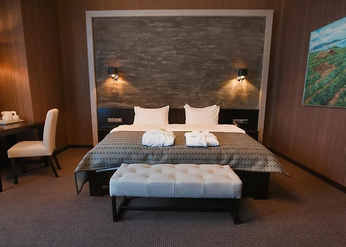Tsunami Spa Hotel