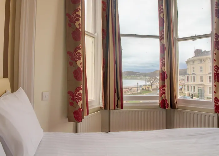 Baytree Hotel
