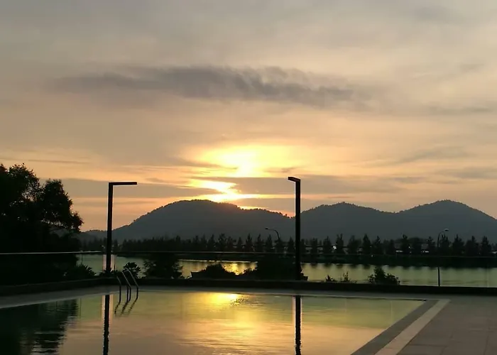 Marina Heights Resort