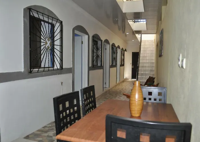 Hotel Casa Blanca