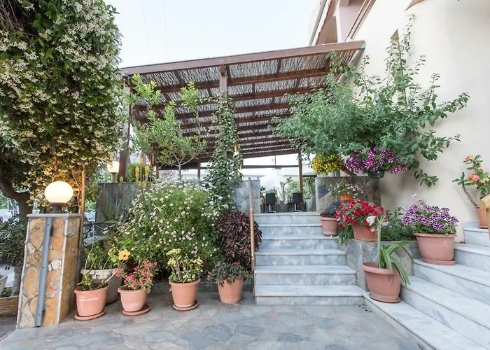 Glaros Hotel
