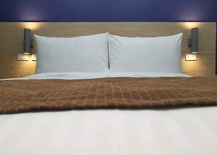 Leez Inn Makati