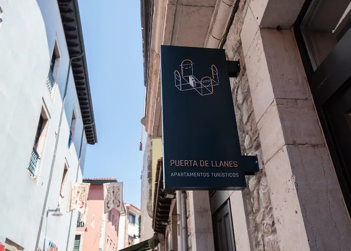 Apartamentos Puerta De Llanes