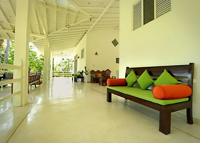 Beach Grove Villas