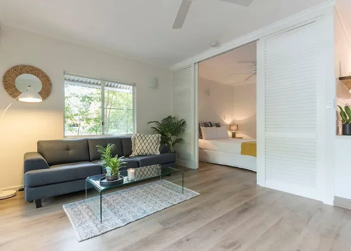 Ocean Palms Apartments