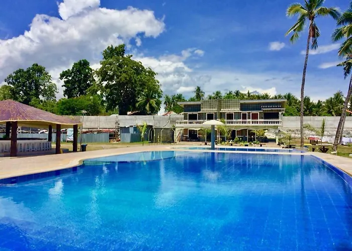 Lagoon Beach Resort