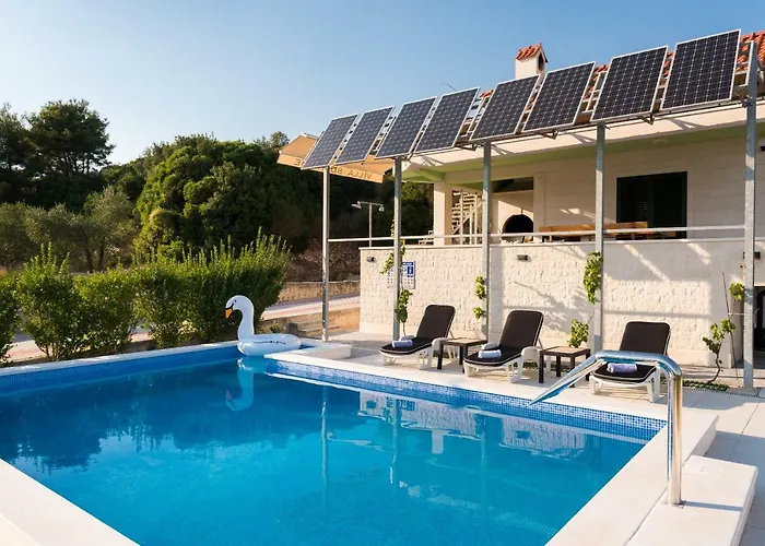Villa Solitude