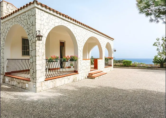 Villa Del Quarzo