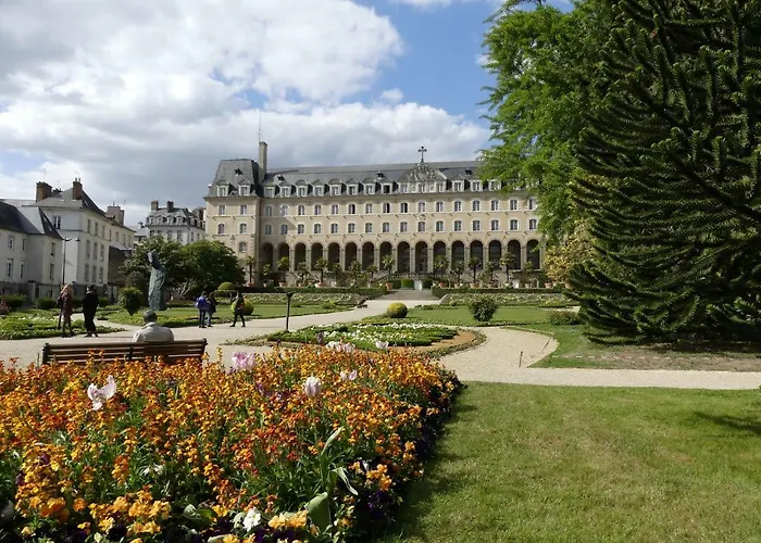Gite Du Passant Rennais Avec Balcon Sur Cour