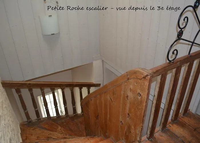 Petite Roche Centre Historique La Rochelle
