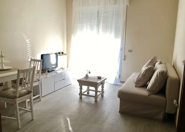 Casa Laura Viareggio