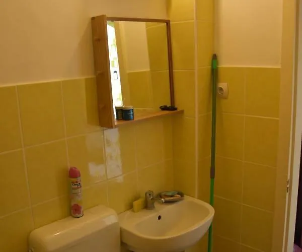 Lovely Apartment At Balatonfenyves