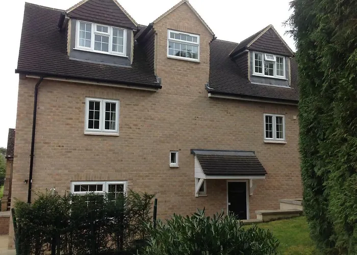 Oxford Apartments 1