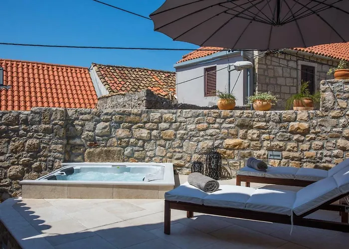 Vacation House Pietra