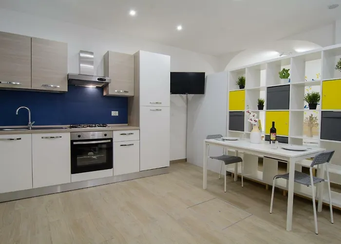 Ficodi Apartments