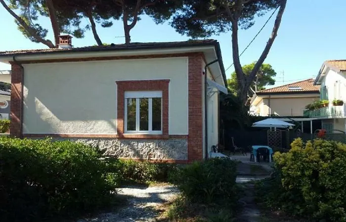 Villino Piera, 250 M Dal Mare