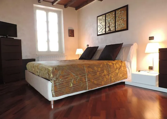 Feeling At Home - Varese Apartment