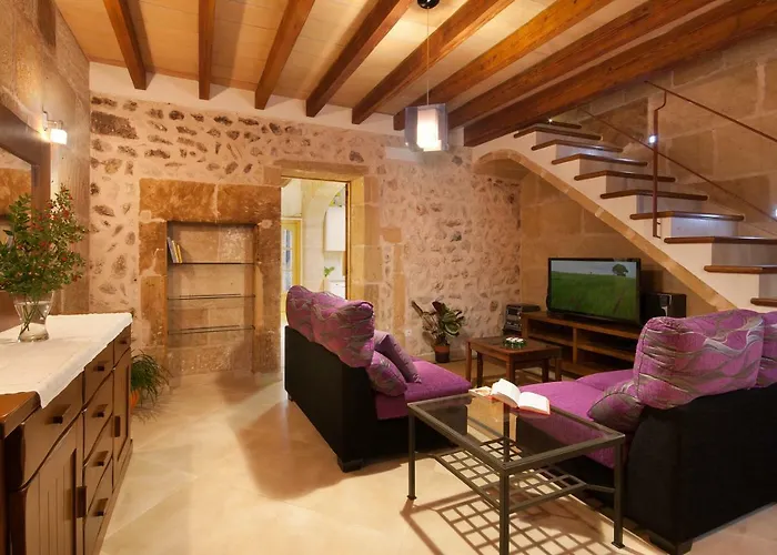 Casa Aina, 15