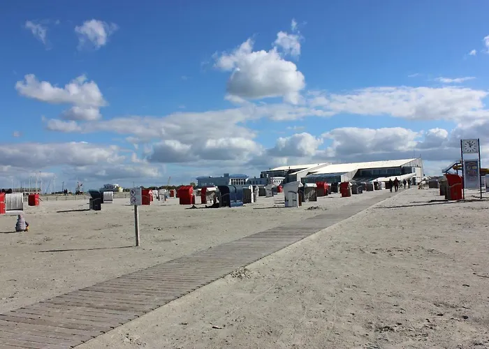 Gemuetliche Wohnung 4 Mit Balkon Zu Fuss Zum Strand & Hafen Bensersiel