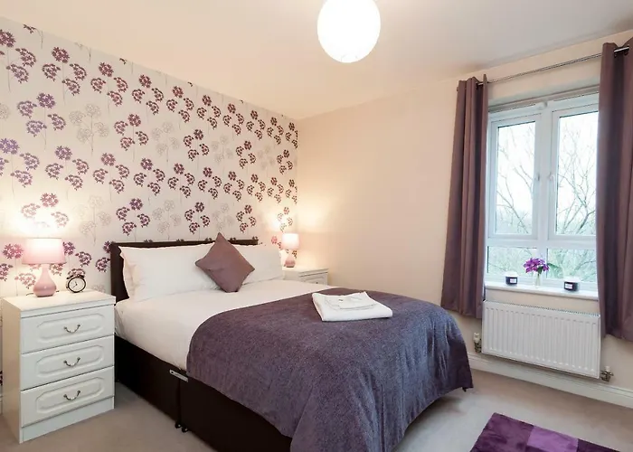 Central 2 Bedroom Apartment