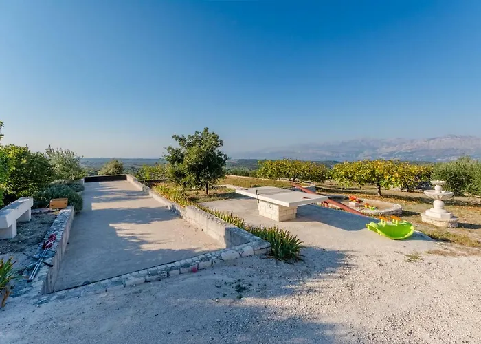 Vila Maslinica