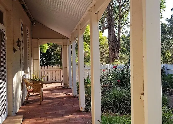 Tillbrook Cottage