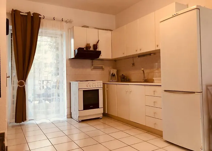 Seafront Maisonette In Fourka