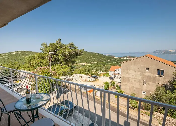 Apartments Lidija