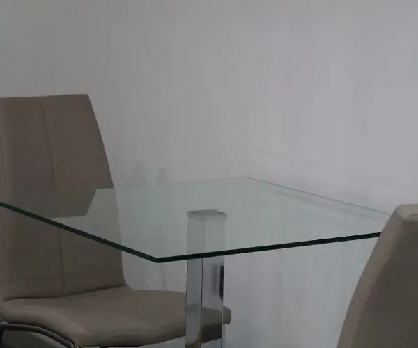 Halifax House, Studio Apartment 213