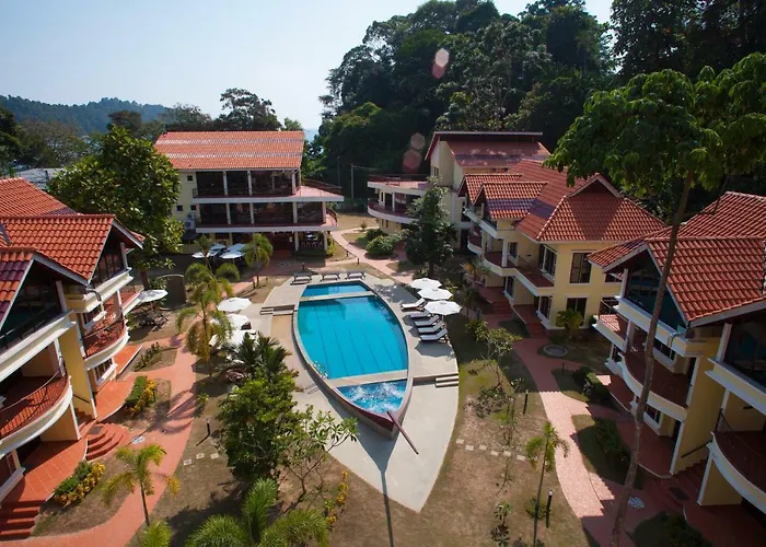 Anjungan Beach Resort
