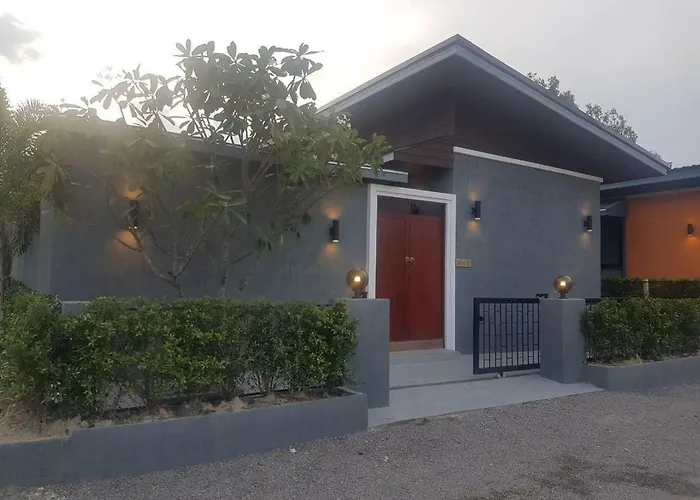 Poolvilla Chaam Nl