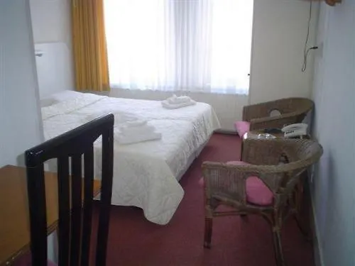 Staten Hotel
