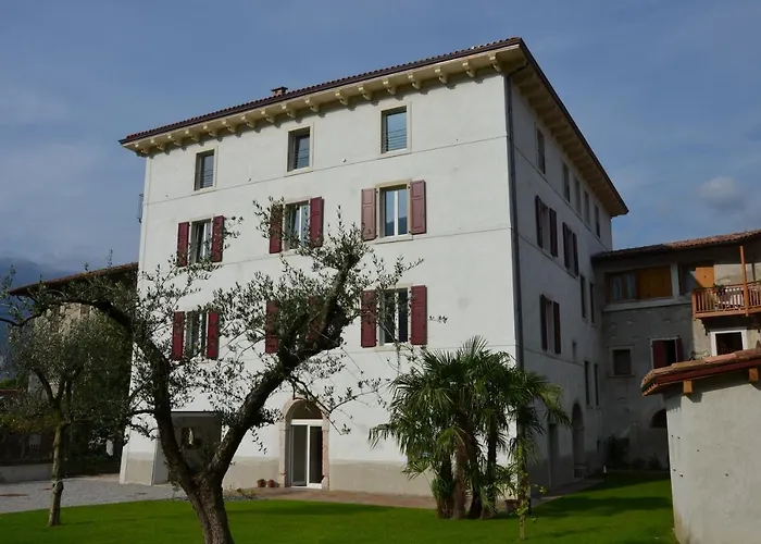 Palazzo Oltre