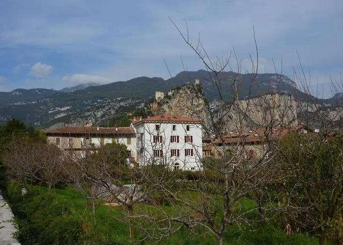 Palazzo Oltre