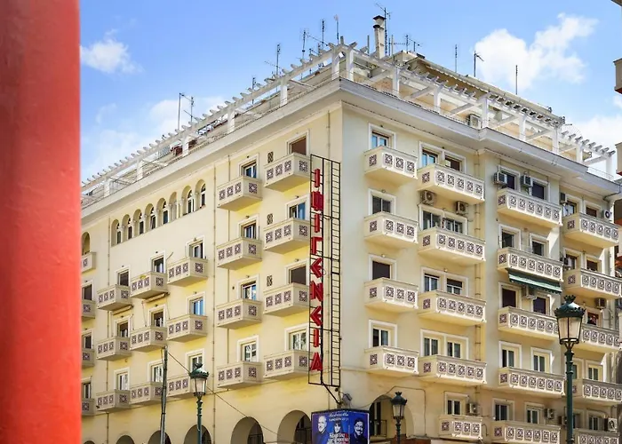 Roomore Apartments